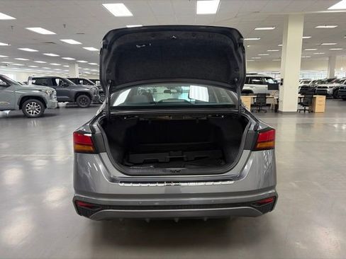 Used 2023 Nissan Altima 2.5 SV FWD image 11