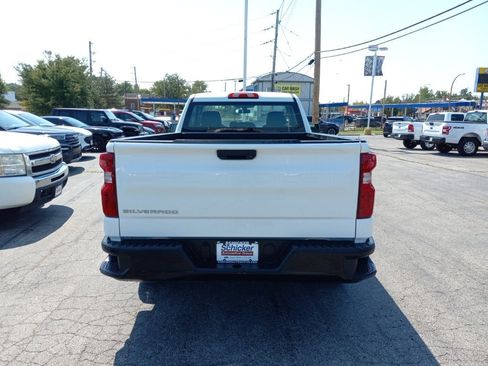 Used 2020 Chevrolet Silverado 1500 W/T RWD image 2