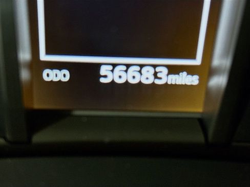 Certified 2023 Toyota 4Runner SR5 Premium w/ Moonroof Package image 4