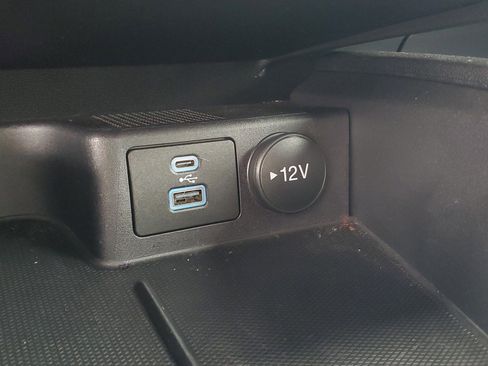 Used 2023 Ford Escape Active image 9