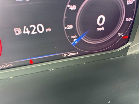 Used 2020 Volkswagen Tiguan SEL image 26