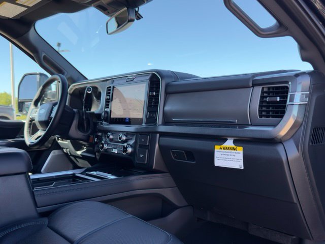 New 2025 Ford F450 Platinum AWD/4WD image 27