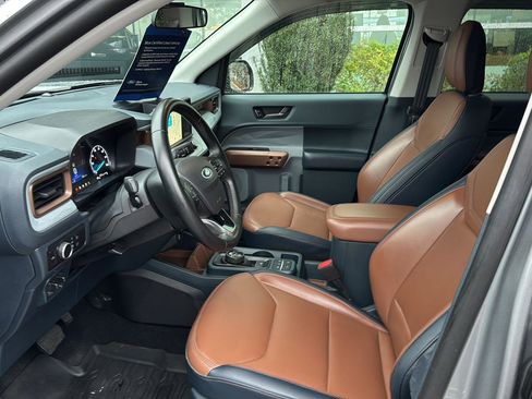 Certified 2023 Ford Maverick Lariat w/ Equipment Group 500A Standard image 8