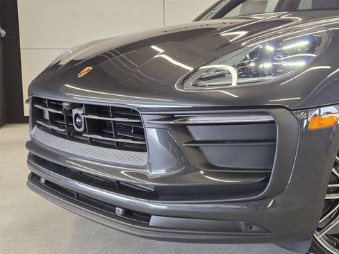New 2025 Porsche Macan image 26