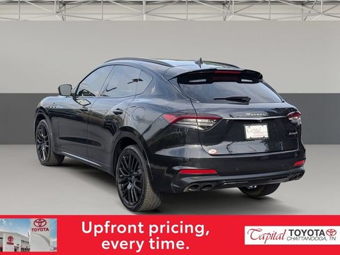Used 2022 Maserati Levante GT AWD/4WD image 5
