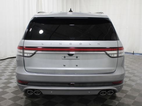 Used 2024 Lincoln Aviator Reserve w/ Equipment Group 201A AWD/4WD image 34