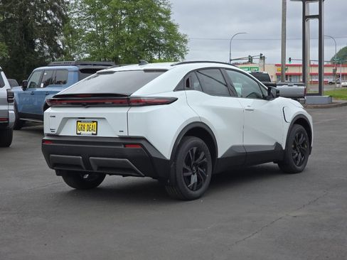 New 2026 Toyota C-HR AWD/4WD image 5