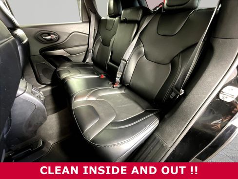 Used 2022 Jeep Cherokee Latitude Lux FWD image 20
