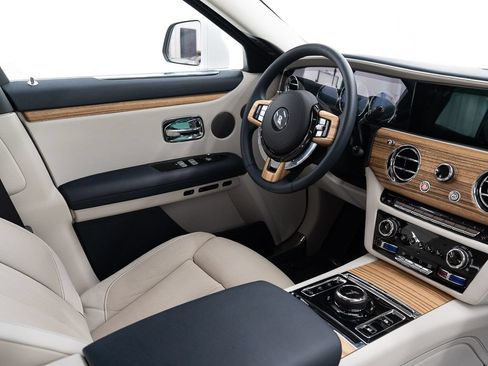 Certified 2022 Rolls-Royce Ghost AWD/4WD image 34