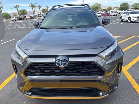 Used 2022 Toyota RAV4 XSE AWD/4WD image 4