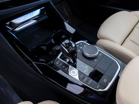 Used 2023 BMW X3 sDrive30i w/ Premium Package image 16