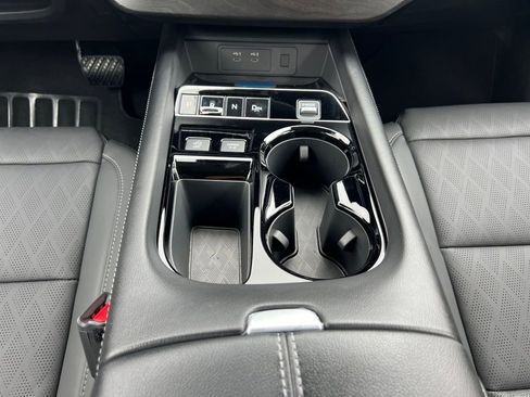New 2026 Nissan Murano Platinum w/ Cargo Package AWD/4WD image 12