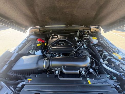 Used 2025 Jeep Wrangler Unlimited Sport AWD/4WD image 26