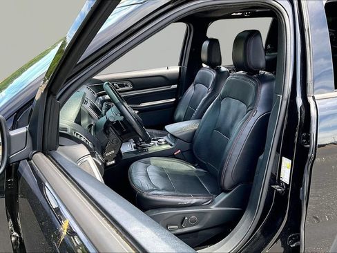 Used 2018 Ford Explorer Sport w/ Equipment Group 401A AWD/4WD image 15
