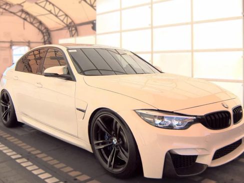 Used 2018 BMW M3 RWD image 5