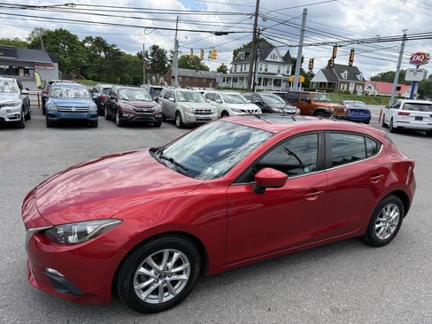 Used 2014 MAZDA MAZDA3 i Touring w/ Moonroof Package 1 FWD image 1