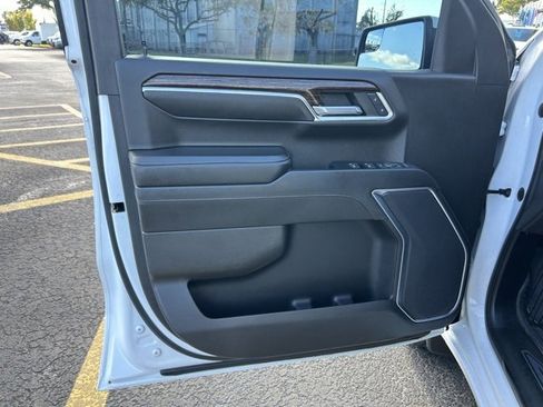 Used 2022 GMC Sierra 1500 Elevation image 12