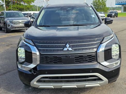 Used 2023 Mitsubishi Outlander SEL Black Edition AWD/4WD image 4