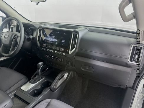 Certified 2025 Nissan Frontier SV w/ SV Convenience Package RWD image 29