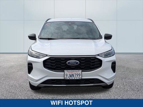 Certified 2023 Ford Escape ST-Line w/ Tech Pack #1 image 8