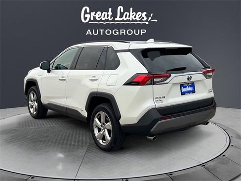 Used 2021 Toyota RAV4 Limited image 3