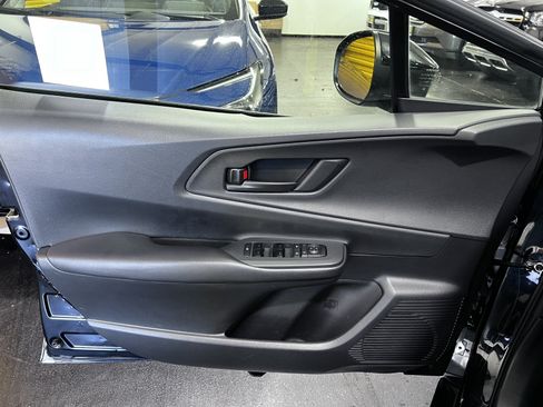 Used 2023 Toyota Prius Prime FWD image 22