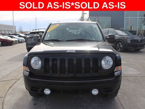 Used 2015 Jeep Patriot Latitude image 2
