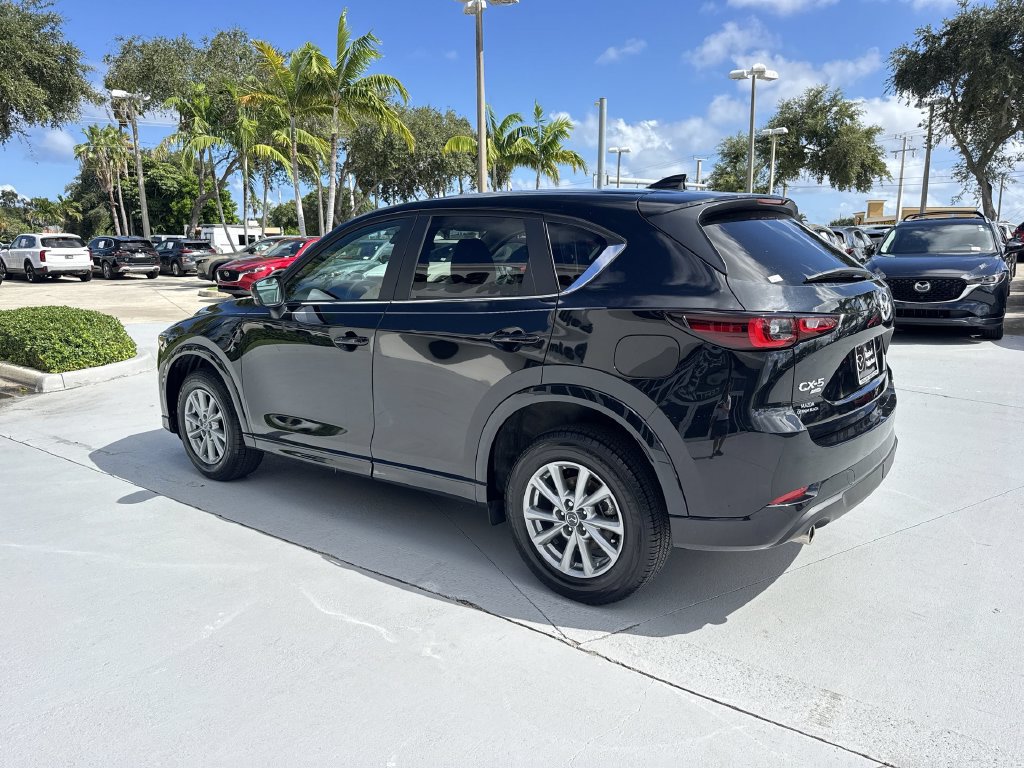 Used 2025 MAZDA CX-5 AWD 2.5 S w/ Select Package image 12