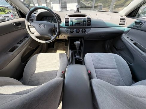Used 2003 Toyota Camry LE image 23