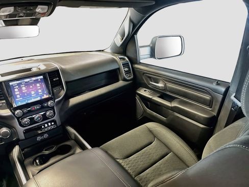 Used 2026 RAM 1500 Express AWD/4WD image 22
