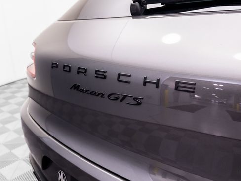 Certified 2018 Porsche Macan GTS AWD/4WD image 32