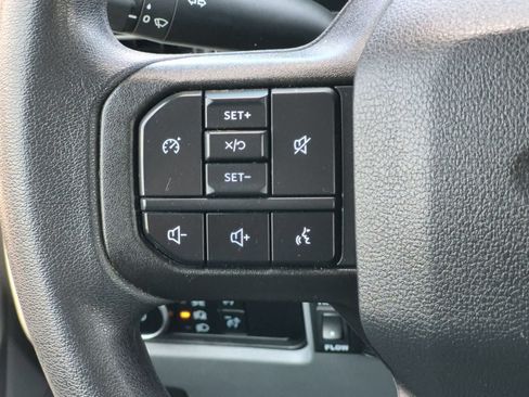 Used 2023 Ford F350 XLT w/ XLT Premium Package AWD/4WD image 23