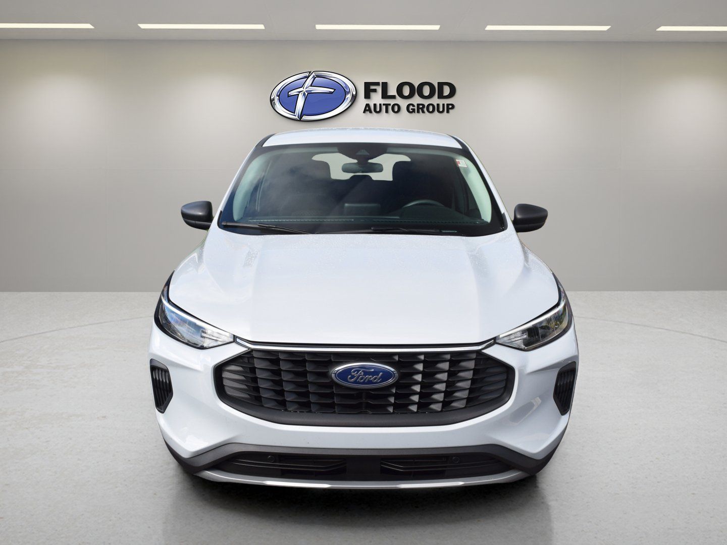 Used 2025 Ford Escape Active AWD/4WD image 2
