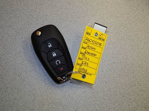 Used 2024 Chevrolet Trax RS w/ Driver Confidence Package image 38