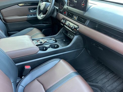 New 2026 Honda Pilot TrailSport image 18