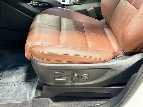 Used 2023 Kia Telluride SX image 17