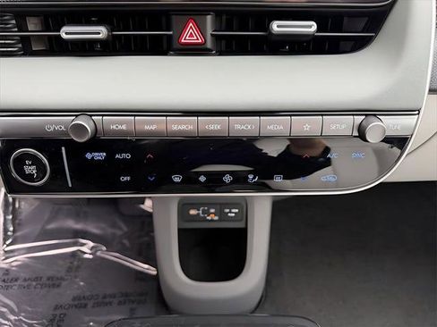New 2026 Hyundai Ioniq 5 Limited image 22