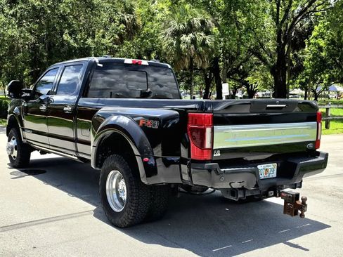 Used 2020 Ford F350 Platinum AWD/4WD image 14