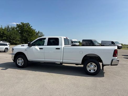 New 2026 RAM 2500 Tradesman AWD/4WD image 37