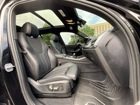 Used 2019 BMW X5 xDrive40i w/ Convenience Package AWD/4WD image 18