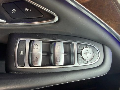 Used 2017 Mercedes-Benz S 550 4MATIC Sedan image 22