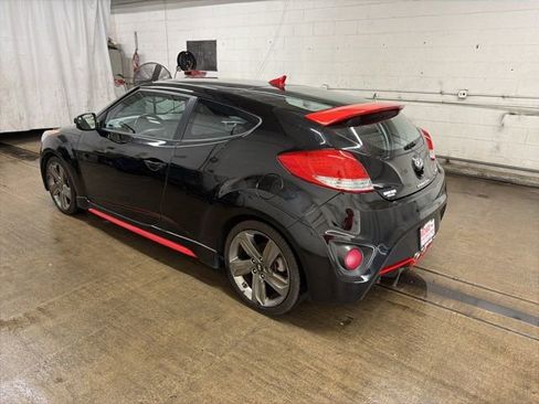 Used 2015 Hyundai Veloster Turbo FWD image 3
