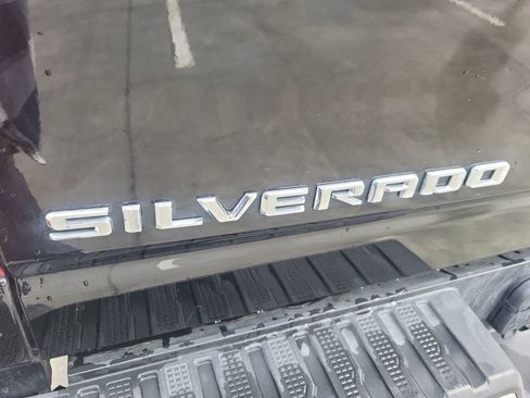 Used 2024 Chevrolet Silverado 2500 LTZ w/ LTZ Convenience Package image 38