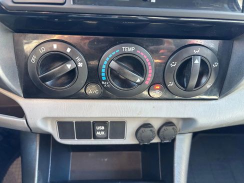 Used 2014 Toyota Tacoma 4x4 Double Cab w/ TRD Sport Package image 28