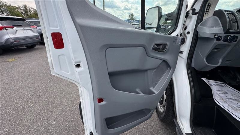 Used 2018 Ford Transit 250 138 RWD image 37