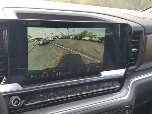 New 2026 Chevrolet Trax LT FWD image 25