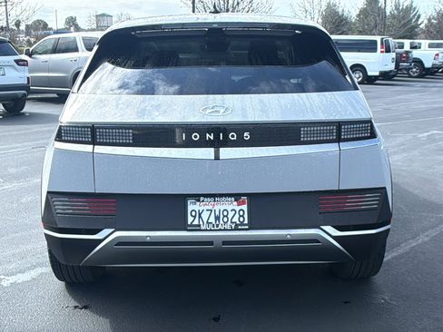 Used 2024 Hyundai Ioniq 5 SEL image 4