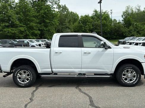 Used 2022 RAM 2500 Laramie AWD/4WD image 5