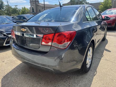 Used 2013 Chevrolet Cruze LT FWD image 6