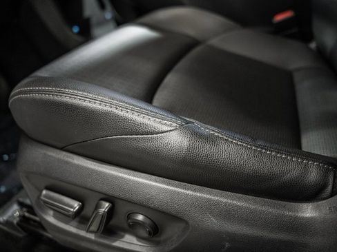 Used 2023 Toyota bZ4X Limited image 35